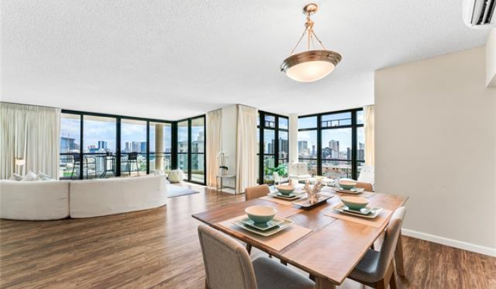 1015 Wilder Avenue,Honolulu,Hawaii,96822,3 ベッドルーム ベッドルーム,2 バスルームバスルーム,コンド / タウンハウス,Wilder,9,18182135