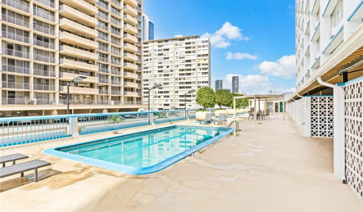 1560 Kanunu Street,Honolulu,Hawaii,96814,1 BathroomBathrooms,Condo/Townhouse,Kanunu,14,19348687