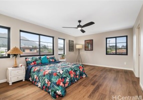 45-252 William Henry Road,Kaneohe,Hawaii,96744,5 Bedrooms Bedrooms,3 BathroomsBathrooms,Single family,William Henry,18183327