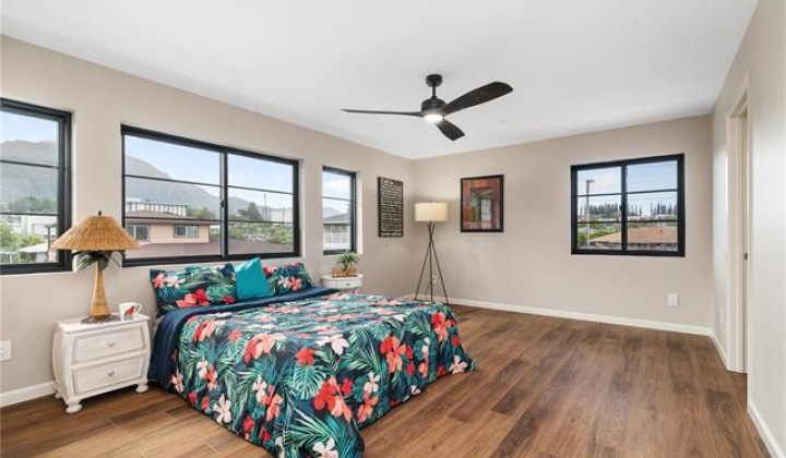 45-252 William Henry Road,Kaneohe,Hawaii,96744,5 Bedrooms Bedrooms,3 BathroomsBathrooms,Single family,William Henry,18183327