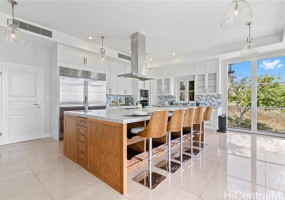 552 Moaniala Street,Honolulu,Hawaii,96821,6 ベッドルーム ベッドルーム,6 バスルームバスルーム,一戸建て,Moaniala,18184540