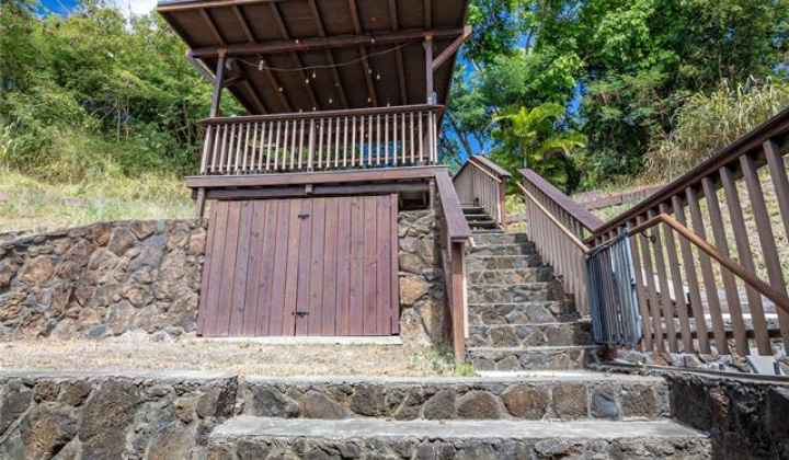 1270 Loho Street,Kailua,Hawaii,96734,4 Bedrooms Bedrooms,3 BathroomsBathrooms,Single family,Loho,18184587