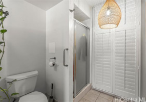 2895 Kalakaua Avenue,Honolulu,Hawaii,96815,1 Bedroom Bedrooms,1 BathroomBathrooms,Condo/Townhouse,Kalakaua,3,18184666