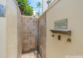 2895 Kalakaua Avenue,Honolulu,Hawaii,96815,1 Bedroom Bedrooms,1 BathroomBathrooms,Condo/Townhouse,Kalakaua,3,18184666