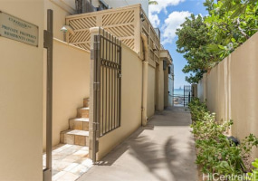 2895 Kalakaua Avenue,Honolulu,Hawaii,96815,1 Bedroom Bedrooms,1 BathroomBathrooms,Condo/Townhouse,Kalakaua,3,18184666
