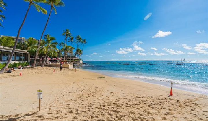 2895 Kalakaua Avenue,Honolulu,Hawaii,96815,1 Bedroom Bedrooms,1 BathroomBathrooms,Condo/Townhouse,Kalakaua,3,18184666