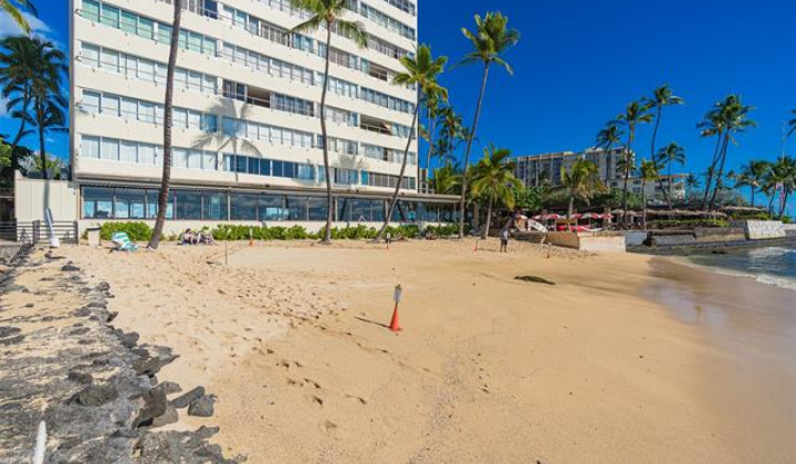 2895 Kalakaua Avenue,Honolulu,Hawaii,96815,1 Bedroom Bedrooms,1 BathroomBathrooms,Condo/Townhouse,Kalakaua,3,18184666