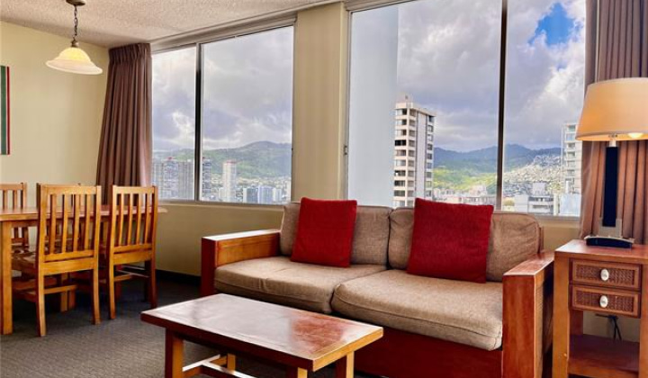 2427 Kuhio Avenue,Honolulu,Hawaii,96815,1 ベッドルーム ベッドルーム,1 バスルームバスルーム,コンド / タウンハウス,Kuhio,22,19353395