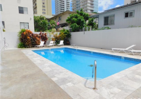 1556 Piikoi Street,Honolulu,Hawaii,96822,1 ベッドルーム ベッドルーム,1 バスルームバスルーム,コンド / タウンハウス,Piikoi,18,18185099