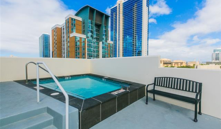 615 Keawe Street,Honolulu,Hawaii,96813,2 ベッドルーム ベッドルーム,2 バスルームバスルーム,コンド / タウンハウス,Keawe,40,18185629