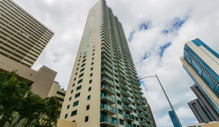 615 Keawe Street,Honolulu,Hawaii,96813,2 ベッドルーム ベッドルーム,2 バスルームバスルーム,コンド / タウンハウス,Keawe,40,18185629