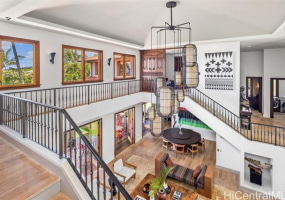 718 Puuikena Drive,Honolulu,Hawaii,96821,7 ベッドルーム ベッドルーム,6 バスルームバスルーム,一戸建て,Puuikena,18186822