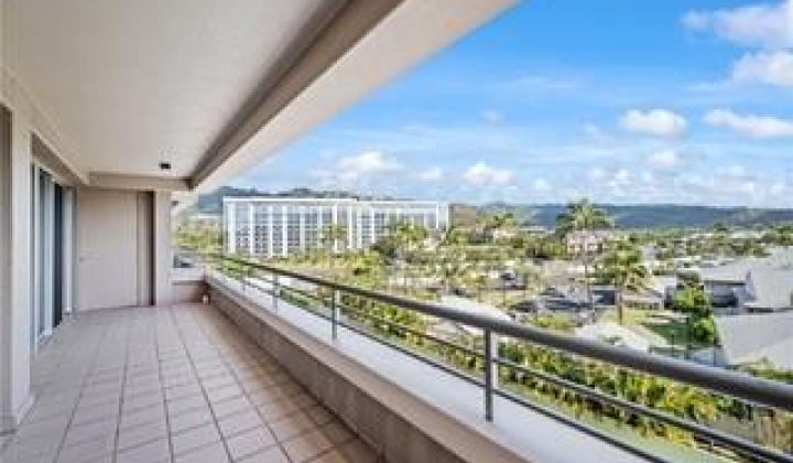 411 Hobron Lane,Honolulu,Hawaii,96815,1 Bedroom Bedrooms,1 BathroomBathrooms,Condo/Townhouse,Hobron,32,17778691