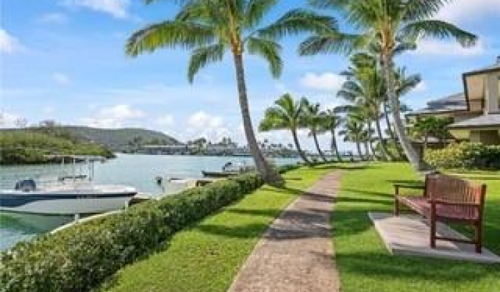 1 Keahole Place,Honolulu,Hawaii,96825,2 Bedrooms Bedrooms,2 BathroomsBathrooms,Condo/Townhouse,Keahole,1,18186984