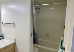 411 Hobron Lane,Honolulu,Hawaii,96815,1 Bedroom Bedrooms,1 BathroomBathrooms,Condo/Townhouse,Hobron,32,17778691