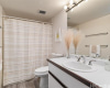 222 Vineyard Street,Honolulu,Hawaii,96813,3 Bedrooms Bedrooms,2 BathroomsBathrooms,Condo/Townhouse,Vineyard,3,18187349