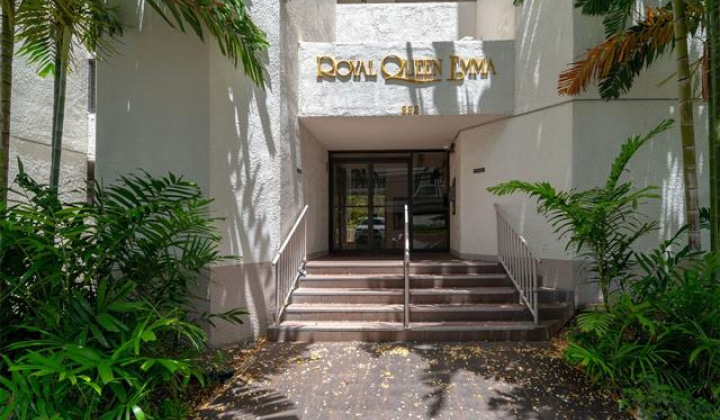222 Vineyard Street,Honolulu,Hawaii,96813,3 Bedrooms Bedrooms,2 BathroomsBathrooms,Condo/Townhouse,Vineyard,3,18187349