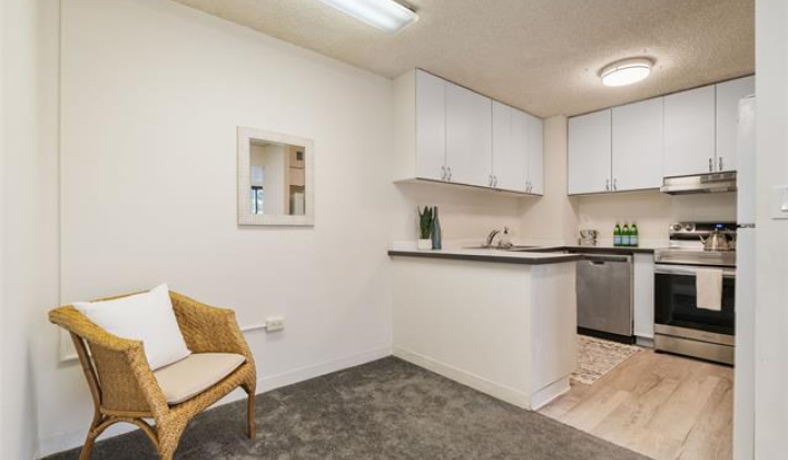 222 Vineyard Street,Honolulu,Hawaii,96813,3 Bedrooms Bedrooms,2 BathroomsBathrooms,Condo/Townhouse,Vineyard,3,18187349