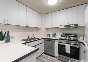 222 Vineyard Street,Honolulu,Hawaii,96813,3 Bedrooms Bedrooms,2 BathroomsBathrooms,Condo/Townhouse,Vineyard,3,18187349