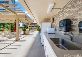 2140 Kuhio Avenue,Honolulu,Hawaii,96815,1 Bedroom Bedrooms,1 BathroomBathrooms,Condo/Townhouse,Kuhio,6,18188582