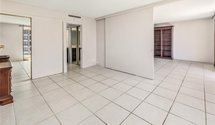 1860 Ala Moana Boulevard,Honolulu,Hawaii,96815,2 Bedrooms Bedrooms,2 BathroomsBathrooms,Condo/Townhouse,Ala Moana,17,18638359