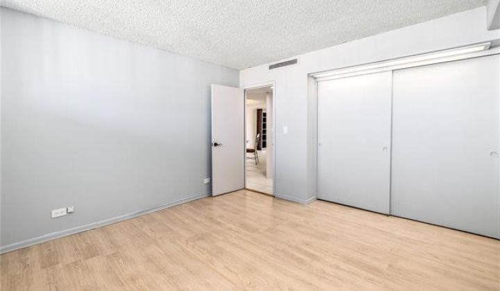 1860 Ala Moana Boulevard,Honolulu,Hawaii,96815,2 Bedrooms Bedrooms,2 BathroomsBathrooms,Condo/Townhouse,Ala Moana,17,18638359