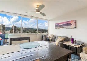 2211 Ala Wai Boulevard,Honolulu,Hawaii,96815,1 Bedroom Bedrooms,1 BathroomBathrooms,Condo/Townhouse,Ala Wai,20,18188919