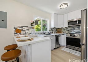 2140 Palolo Avenue,Honolulu,Hawaii,96816,5 Bedrooms Bedrooms,3 BathroomsBathrooms,Single family,Palolo,18189237