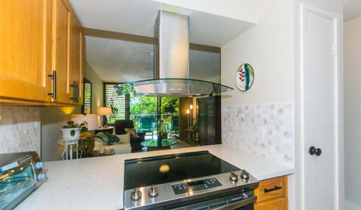 3138 Waialae Avenue,Honolulu,Hawaii,96816,2 ベッドルーム ベッドルーム,2 バスルームバスルーム,コンド / タウンハウス,Waialae,1,18189600