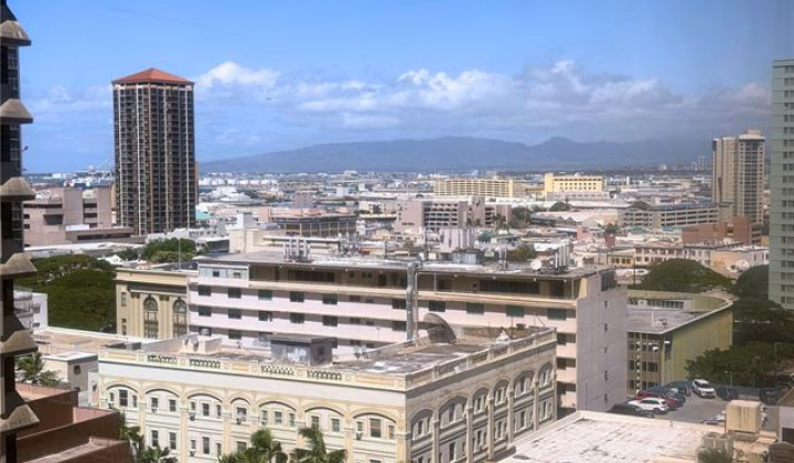 1188 Bishop Street,Honolulu,Hawaii,96813,1 ベッドルーム ベッドルーム,1 バスルームバスルーム,コンド / タウンハウス,Bishop,13,19357408