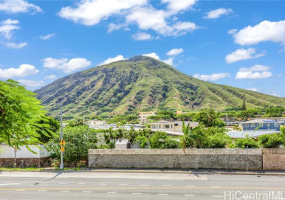 520 Lunalilo Home Road,Honolulu,Hawaii,96825,2 Bedrooms Bedrooms,2 BathroomsBathrooms,Condo/Townhouse,Lunalilo Home,2,18190028