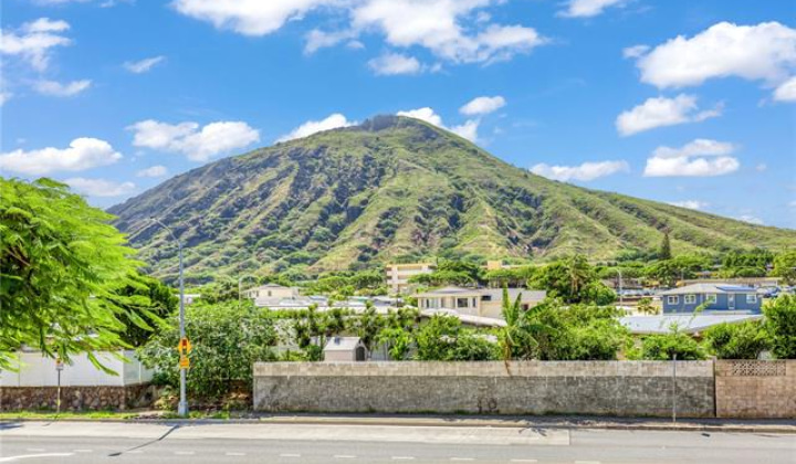 520 Lunalilo Home Road,Honolulu,Hawaii,96825,2 Bedrooms Bedrooms,2 BathroomsBathrooms,Condo/Townhouse,Lunalilo Home,2,18190028