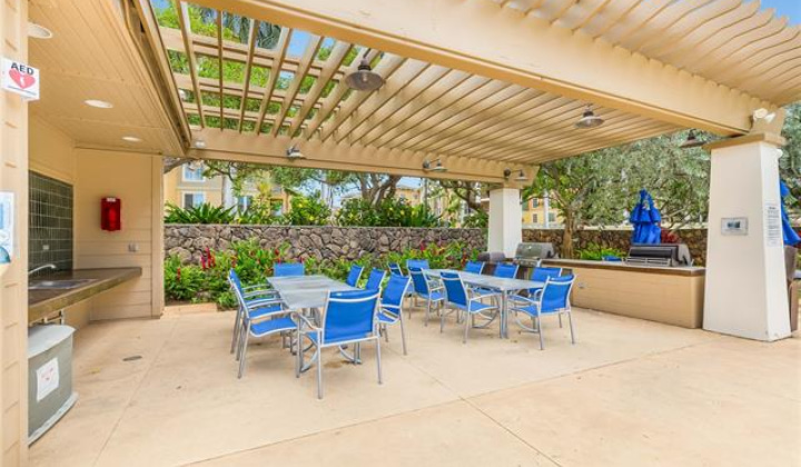 520 Lunalilo Home Road,Honolulu,Hawaii,96825,2 Bedrooms Bedrooms,2 BathroomsBathrooms,Condo/Townhouse,Lunalilo Home,2,18190028