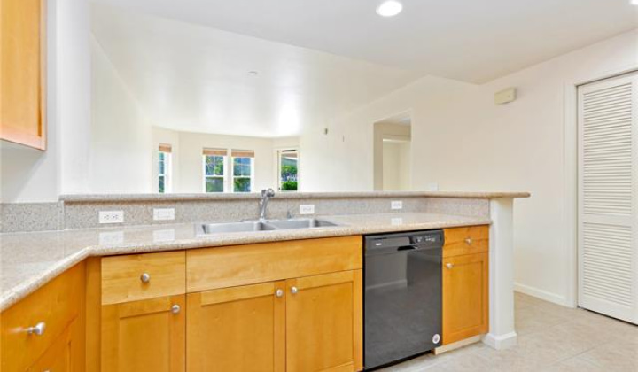 520 Lunalilo Home Road,Honolulu,Hawaii,96825,2 Bedrooms Bedrooms,2 BathroomsBathrooms,Condo/Townhouse,Lunalilo Home,2,18190028