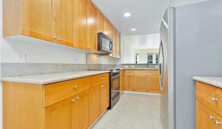 520 Lunalilo Home Road,Honolulu,Hawaii,96825,2 Bedrooms Bedrooms,2 BathroomsBathrooms,Condo/Townhouse,Lunalilo Home,2,18190028