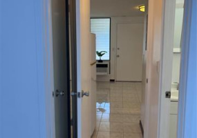 2860 Waialae Avenue,Honolulu,Hawaii,96826,1 Bedroom Bedrooms,1 BathroomBathrooms,Condo/Townhouse,Waialae,1,18191209