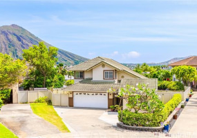 1000 Kaolo Street,Honolulu,Hawaii,96825,5 ベッドルーム ベッドルーム,3 バスルームバスルーム,一戸建て,Kaolo,18640514