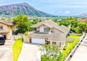 1000 Kaolo Street,Honolulu,Hawaii,96825,5 ベッドルーム ベッドルーム,3 バスルームバスルーム,一戸建て,Kaolo,18640514