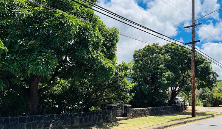 322 Auwaiolimu Street,Honolulu,Hawaii,96813,5 ベッドルーム ベッドルーム,3 バスルームバスルーム,一戸建て,Auwaiolimu,18191352