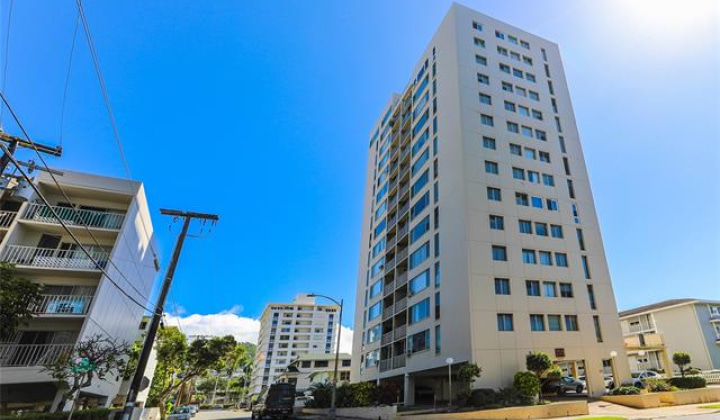 1624 Dole Street,Honolulu,Hawaii,96822,2 Bedrooms Bedrooms,1 BathroomBathrooms,Condo/Townhouse,Dole,6,19358235