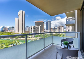 1551 Ala Wai Boulevard,Honolulu,Hawaii,96815,2 ベッドルーム ベッドルーム,2 バスルームバスルーム,コンド / タウンハウス,Ala Wai,8,18640931