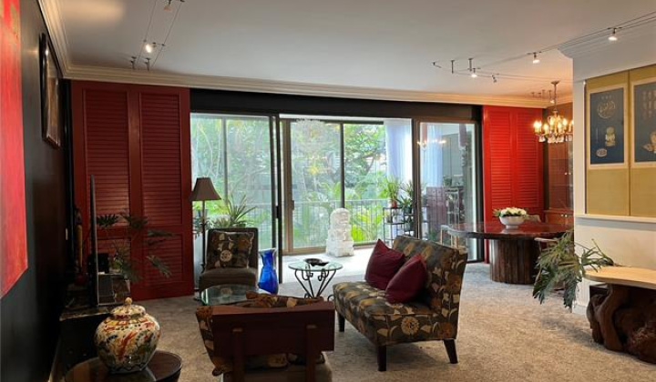 4999 Kahala Avenue,Honolulu,Hawaii,96816,2 Bedrooms Bedrooms,2 BathroomsBathrooms,Condo/Townhouse,Kahala,2,18191364