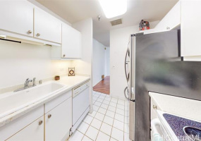 725 Kapiolani Boulevard,Honolulu,Hawaii,96813,2 Bedrooms Bedrooms,2 BathroomsBathrooms,Condo/Townhouse,Kapiolani,1,18191481