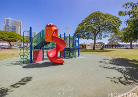 725 Kapiolani Boulevard,Honolulu,Hawaii,96813,2 Bedrooms Bedrooms,2 BathroomsBathrooms,Condo/Townhouse,Kapiolani,1,18191481