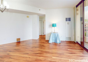 725 Kapiolani Boulevard,Honolulu,Hawaii,96813,2 Bedrooms Bedrooms,2 BathroomsBathrooms,Condo/Townhouse,Kapiolani,1,18191481
