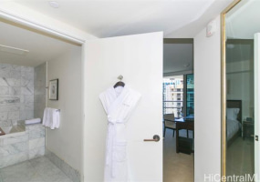 223 Saratoga Road,Honolulu,Hawaii,96815,1 BathroomBathrooms,Condo/Townhouse,Saratoga,19,18191694