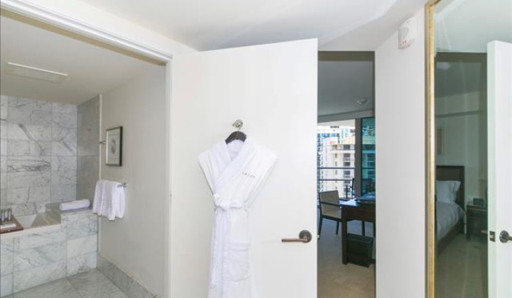 223 Saratoga Road,Honolulu,Hawaii,96815,1 BathroomBathrooms,Condo/Townhouse,Saratoga,19,18191694