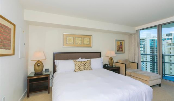 223 Saratoga Road,Honolulu,Hawaii,96815,1 BathroomBathrooms,Condo/Townhouse,Saratoga,19,18191694