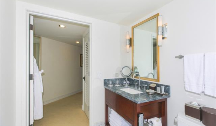 223 Saratoga Road,Honolulu,Hawaii,96815,1 BathroomBathrooms,Condo/Townhouse,Saratoga,19,18191694