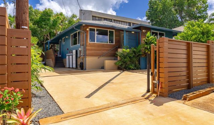 3622 A Maunalei Avenue,Honolulu,Hawaii,96816,3 Bedrooms Bedrooms,2 BathroomsBathrooms,Single family,Maunalei,19358744